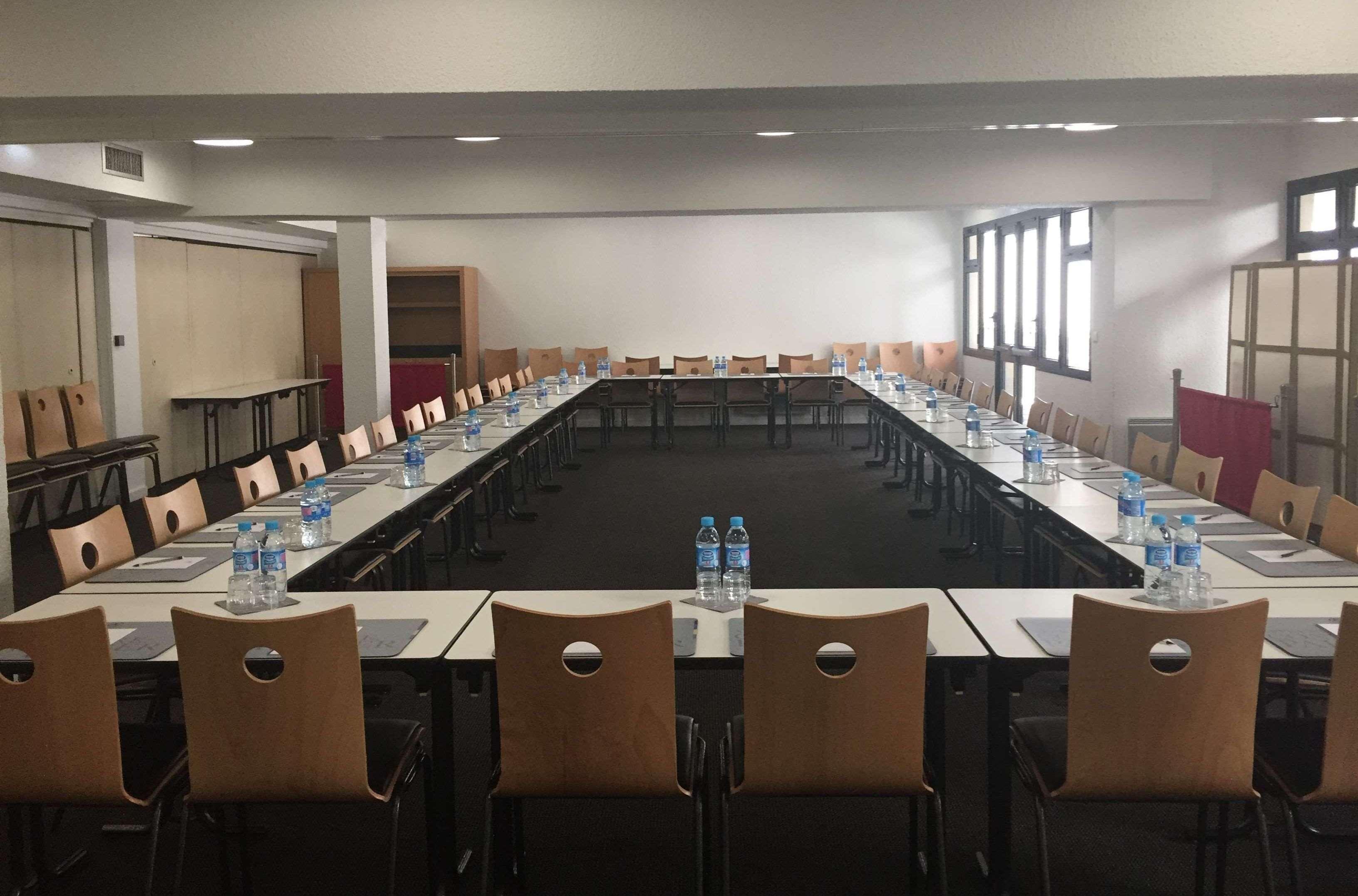 Kyriad Le Bourget Centre- Parc Des Expositions Екстериор снимка